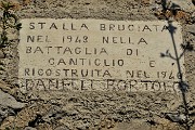 08 Rientrando alla Pianca, sul  Sentiero Partigiano 'Paganoni-Vitali' - CAI 131 
